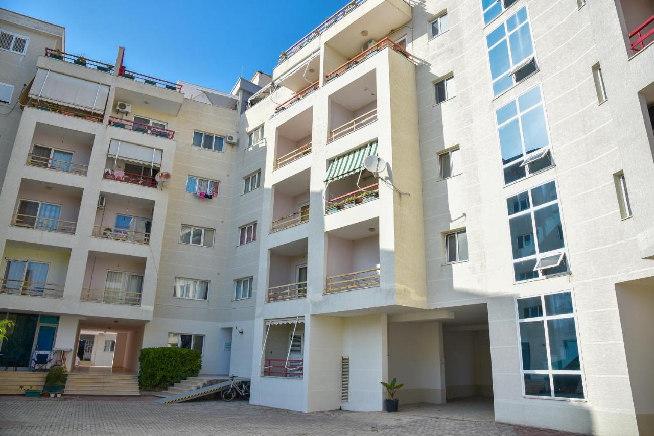 Flowers Apartments Golem  Exterior foto